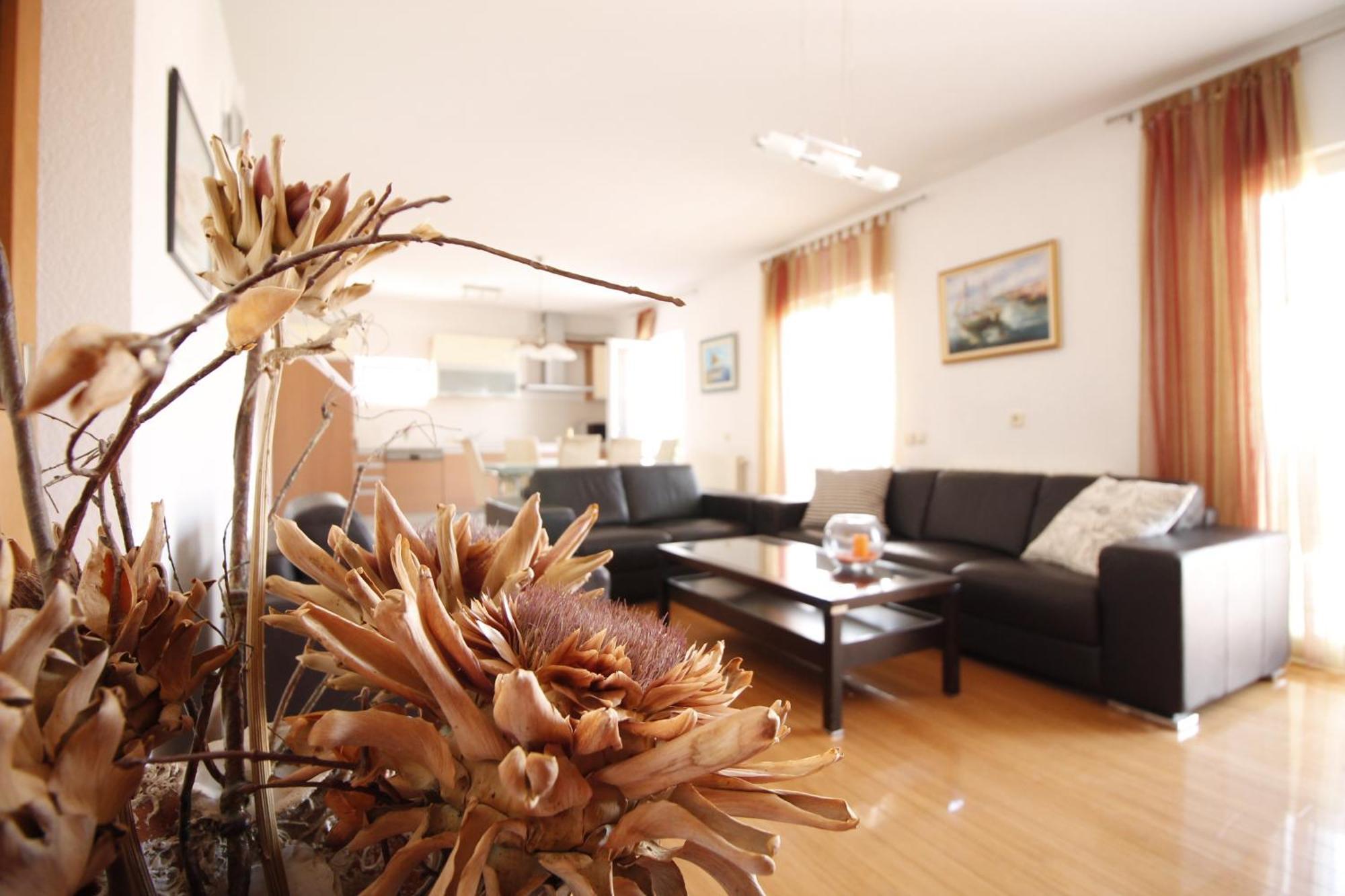 Apartments Tonka โตรกีร์ ห้อง รูปภาพ